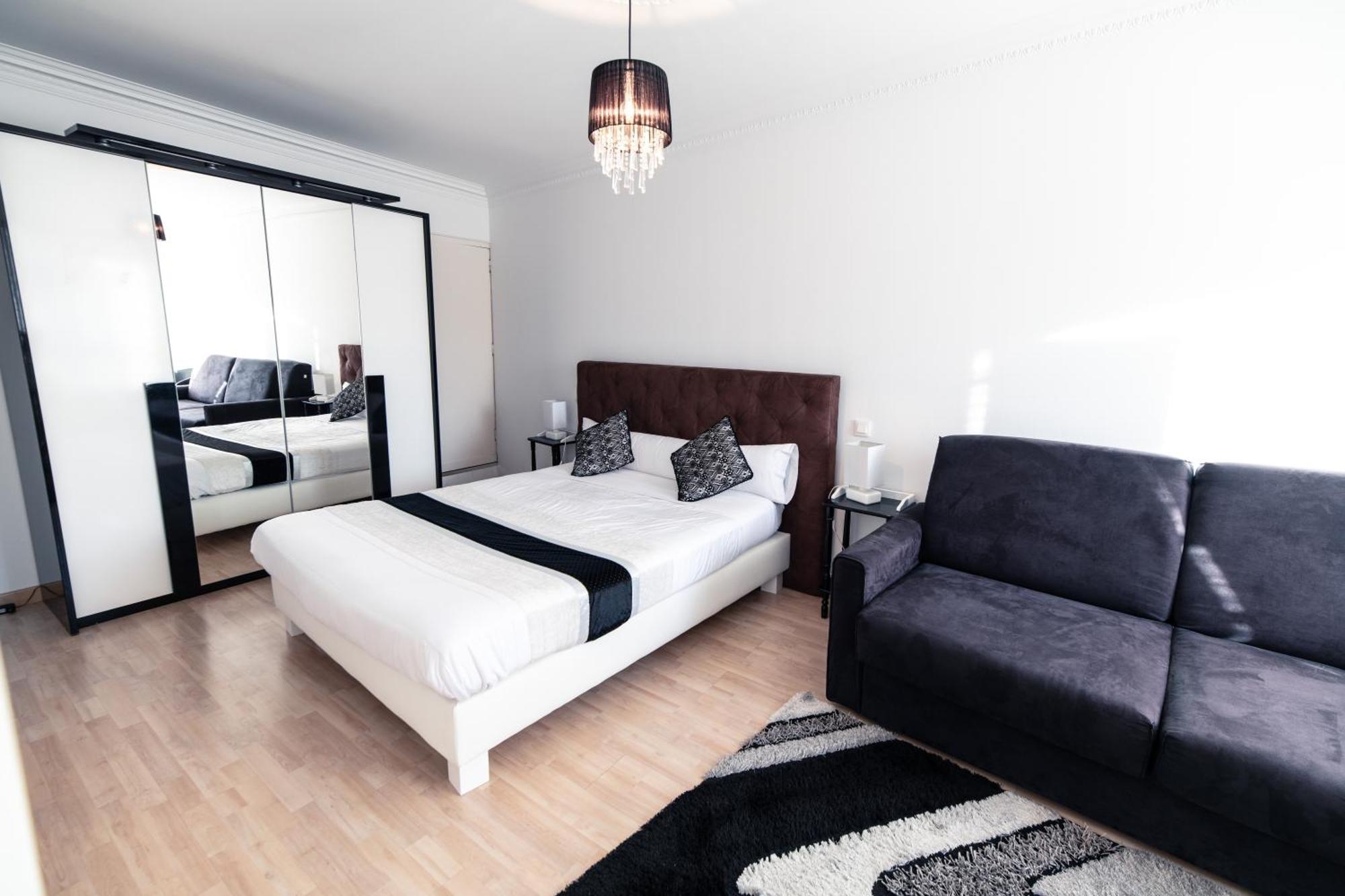 Appartement Du Couvent Narbonne Bagian luar foto