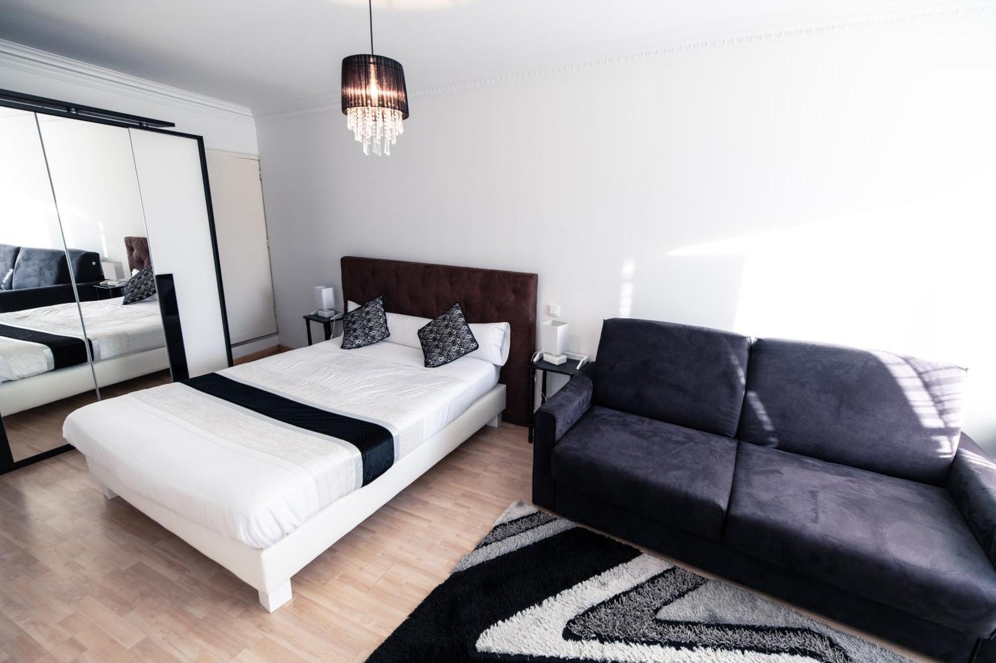 Appartement Du Couvent Narbonne Bagian luar foto