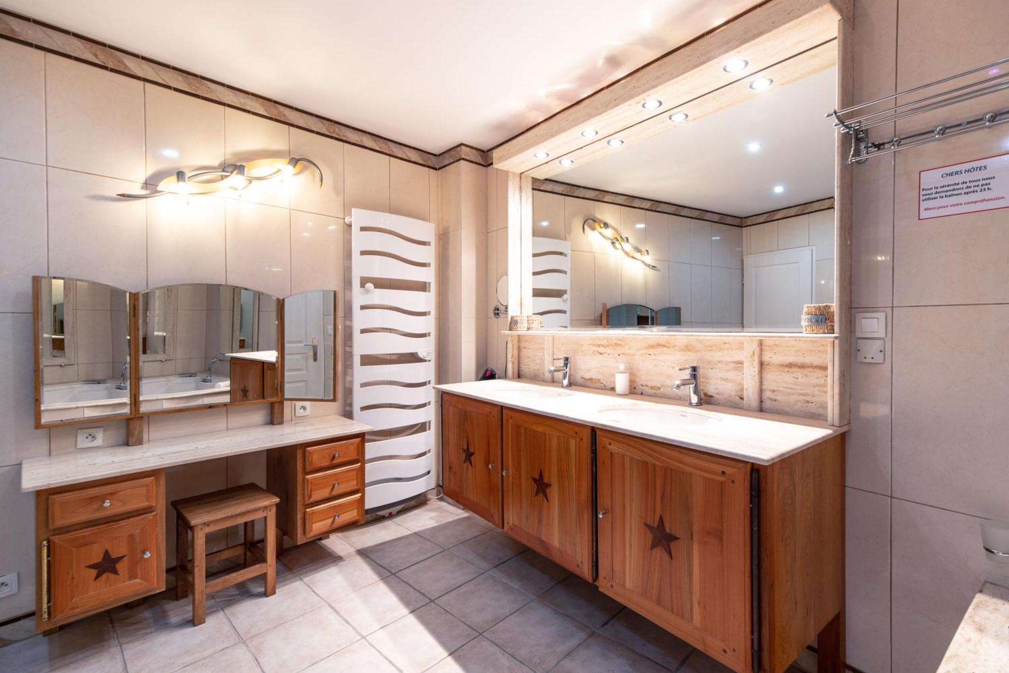 Appartement Du Couvent Narbonne Bagian luar foto
