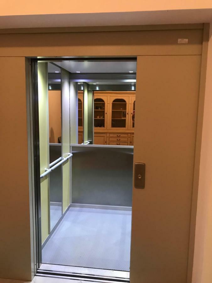 Appartement Du Couvent Narbonne Bagian luar foto